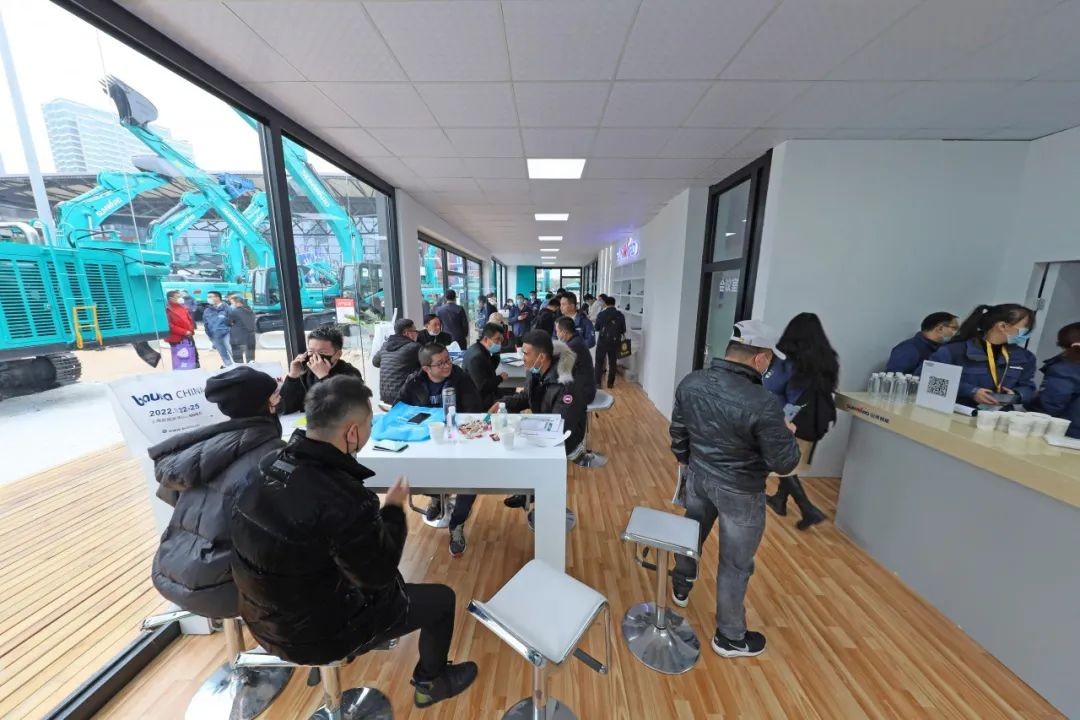 守正创新拓山河 闪耀2020上海宝马展