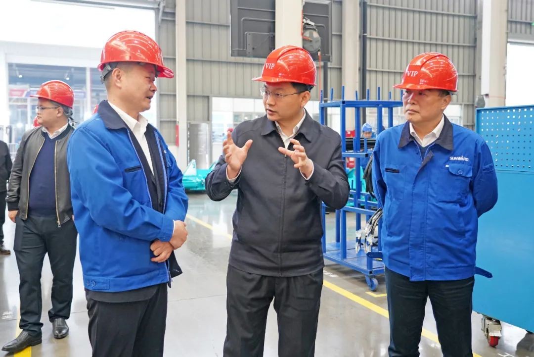 定了！进军负极材料