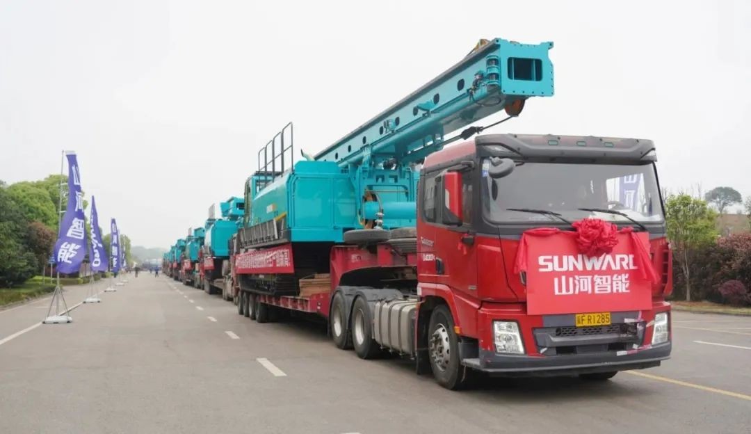 气贯山河，势不可挡！基础装备月产销创新高暨发货仪式隆重举行