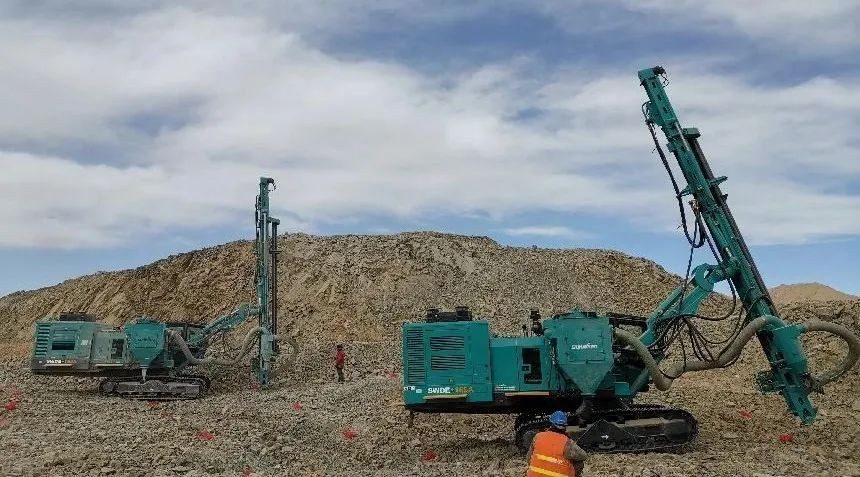 SWDE165A“征服”昆仑之巅