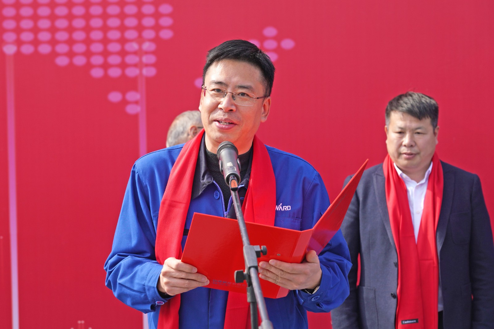 价值6亿元设备全球发货仪式火热举行