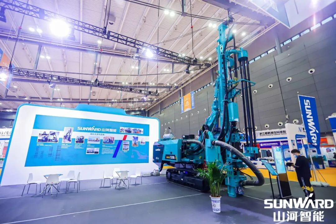“山河绿”亮相长沙国际工程机械展，50余款产品尽显创新实力
