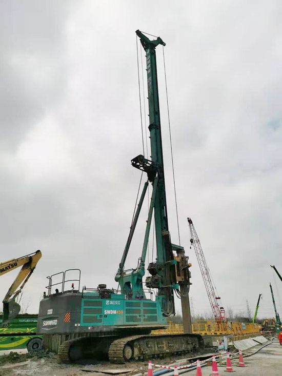 全国第一条智慧高速，为何认准旋挖钻机施工？