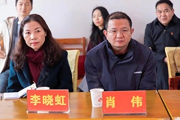 校企合作精准扶贫，产教融合振兴乡村 | 向合作院校对口扶贫点捐赠挖掘机