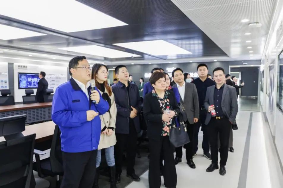 民主党派湖南省委机关青工委团队一行考察