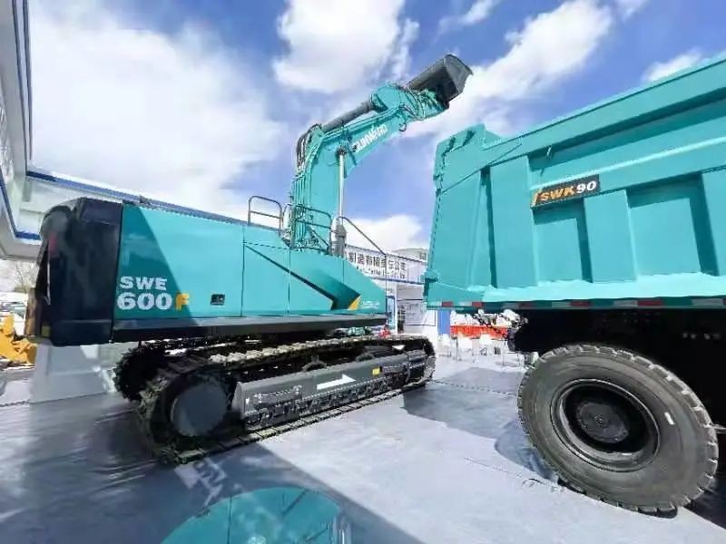 绿巨人闪亮登场鄂尔多斯国际煤博会