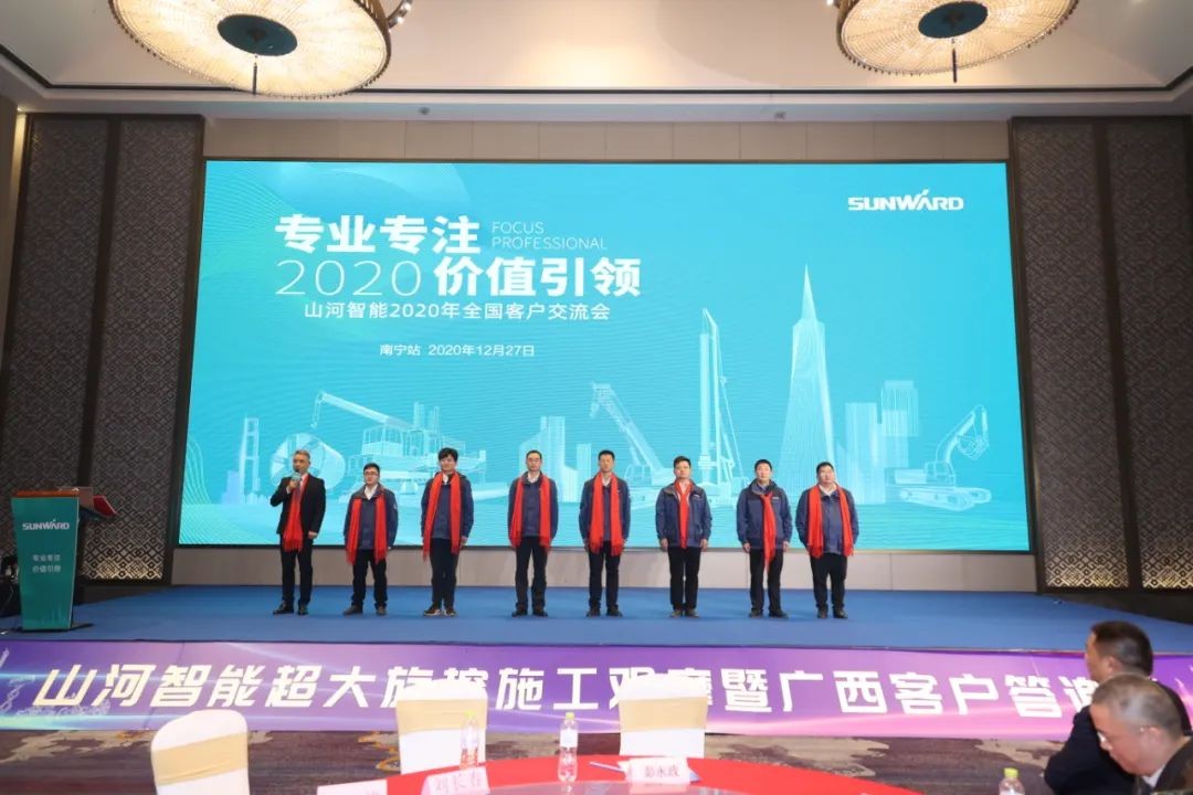惊艳！低净空旋挖钻机广西获赞
