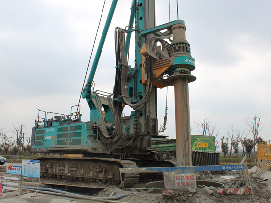 全国第一条智慧高速，为何认准旋挖钻机施工？