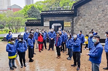 觅红色历史 践初心使命——全体党员赴长沙党史馆开展主题党日活动