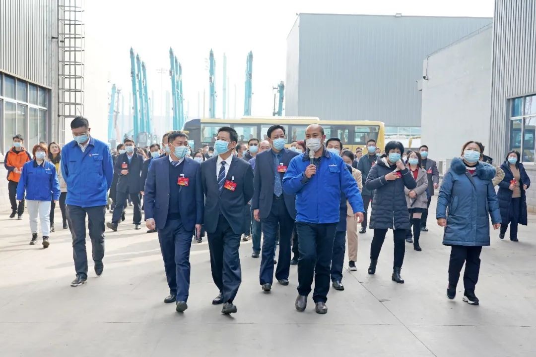 长沙县“两会”观摩团考察