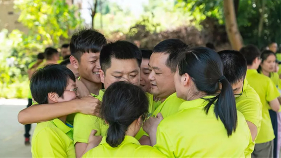 【夯基础 强执行 跨高度】2019挖掘机营销公司拓展训练营顺利开展