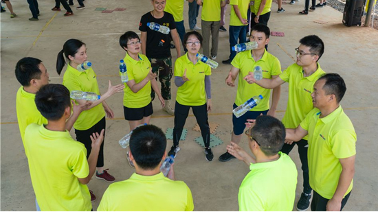 【夯基础 强执行 跨高度】2019挖掘机营销公司拓展训练营顺利开展