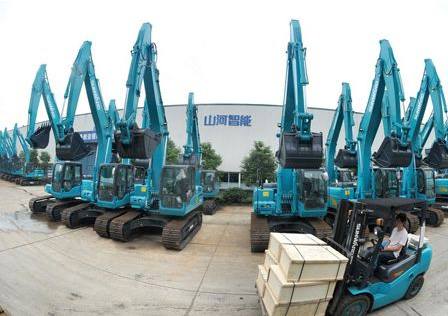 新华社报道：蝉联全球工程机械50强