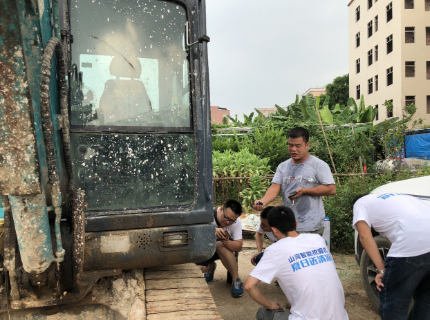 挖掘机获最高评价，就是用得舒服！