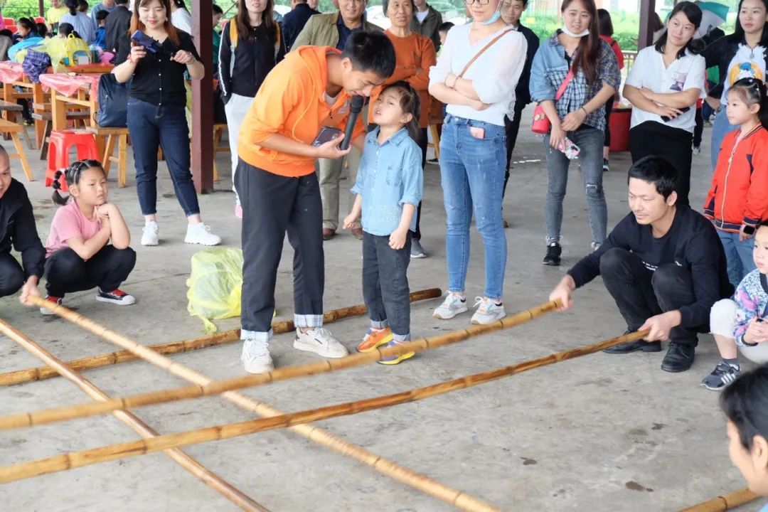 童年不同Young，稻花香里亲子欢——组织开展六一亲子活动