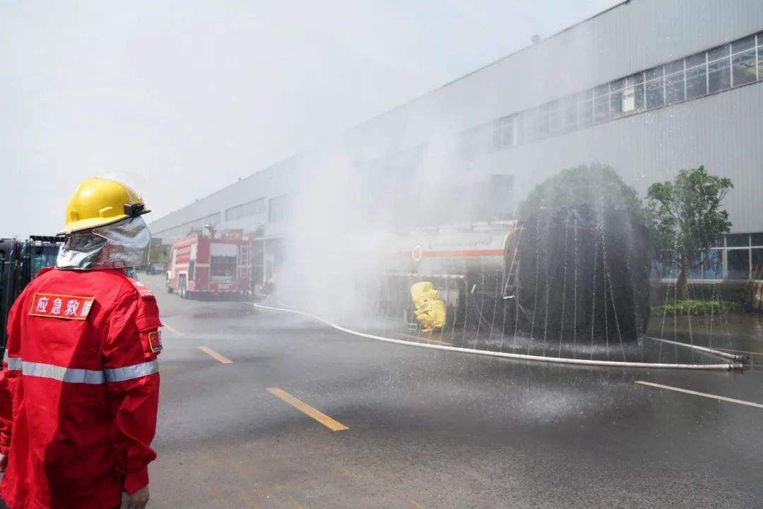 实战演练砺精兵——2021年长沙市工贸企业危险化学品综合应急演练在举行