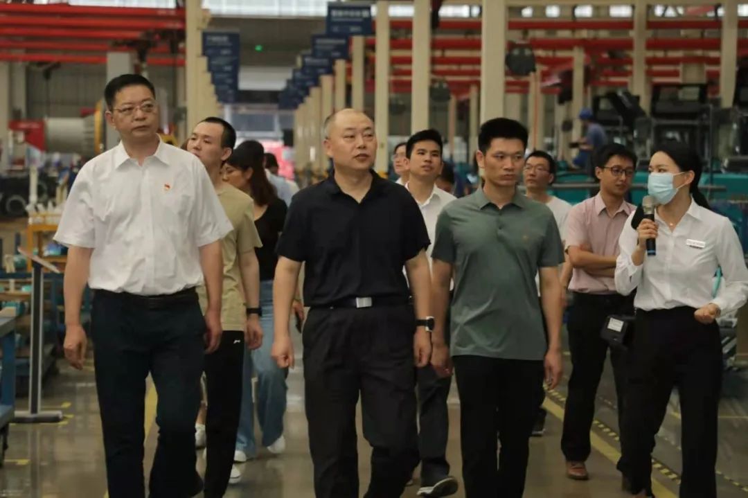 国防科大北斗团队考察