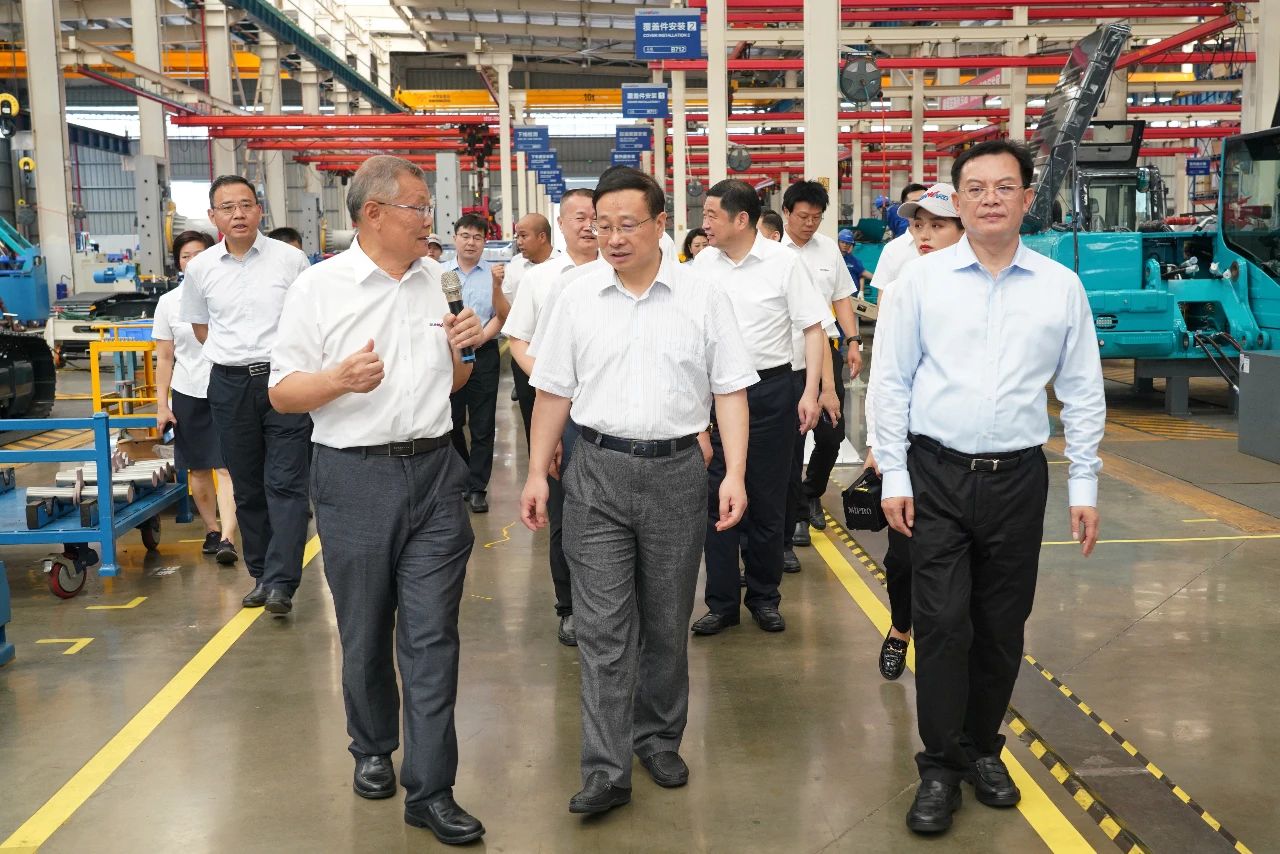 国家统计局总经济师毛盛勇率团调研考察