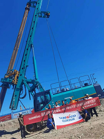 顶酷暑 走戈壁 2021年全球服务万里行走进新疆