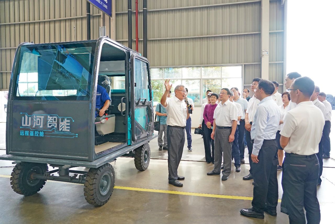 国家统计局总经济师毛盛勇率团调研考察