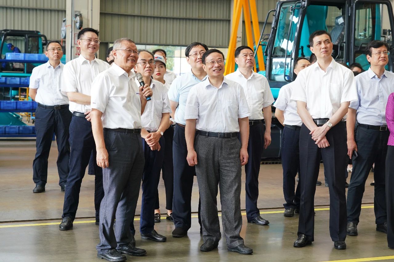 国家统计局总经济师毛盛勇率团调研考察