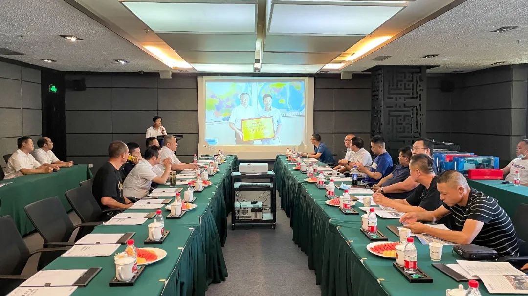 打造智慧矿山！举办新疆站矿山客户研讨会