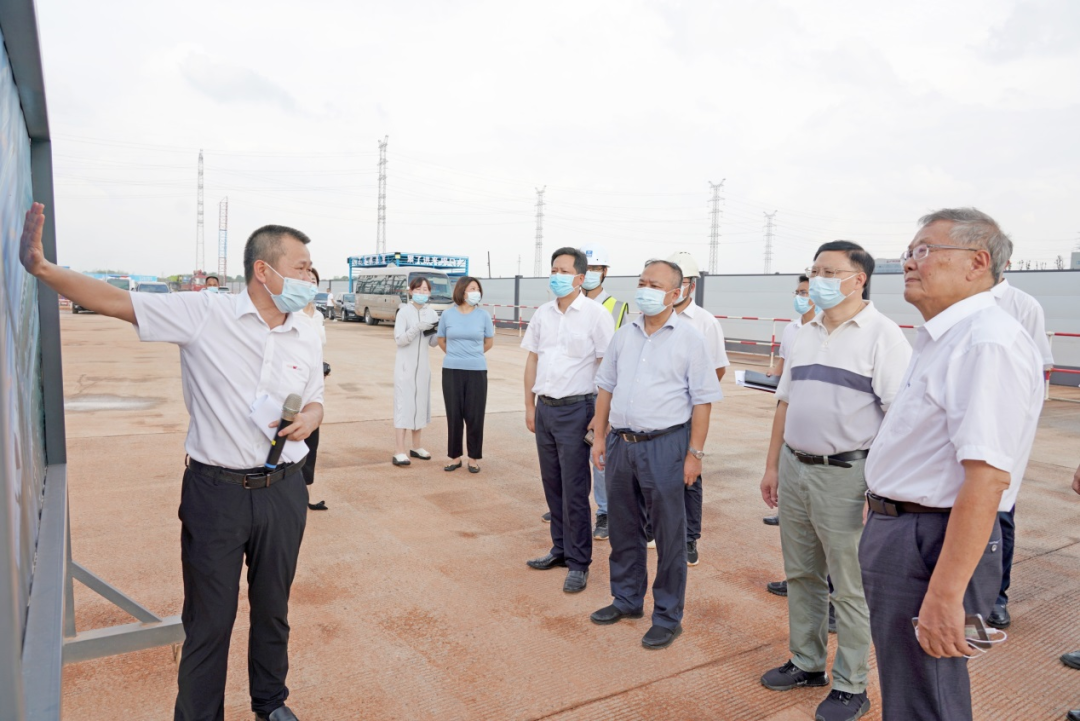 湖南省委常委、省委秘书长张剑飞一行调研