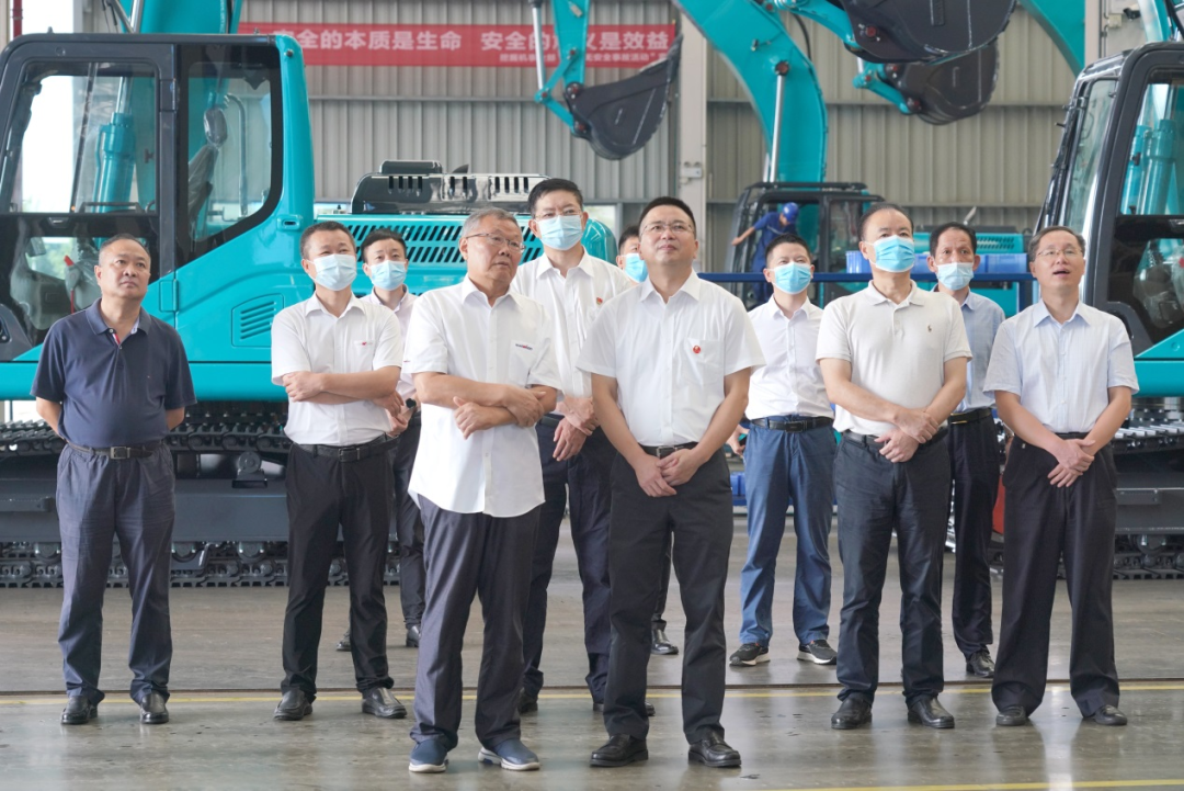 长沙市委常委、市纪委书记胡卫兵考察调研