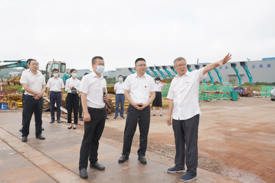 长沙市委常委、市纪委书记胡卫兵考察调研