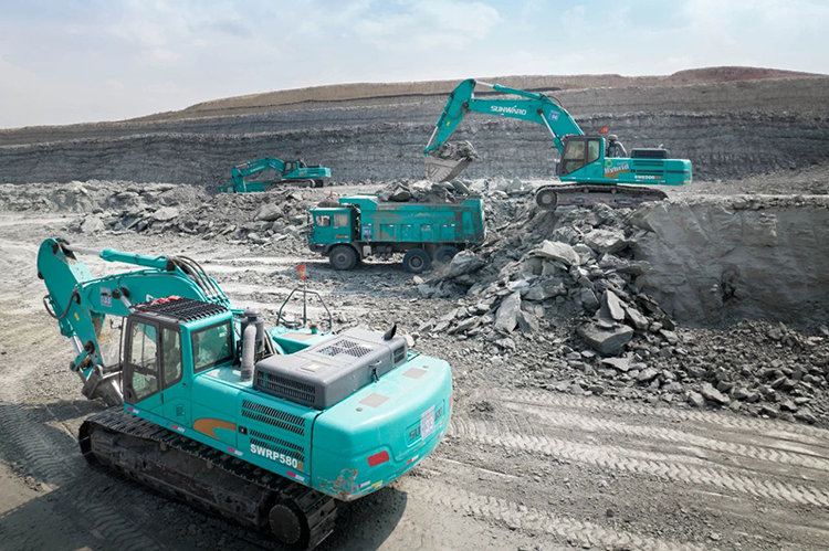 图集 | 征战矿山！绿色矿山成套装备“大将”云集