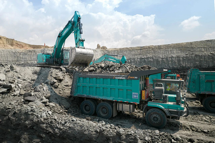 图集 | 征战矿山！绿色矿山成套装备“大将”云集