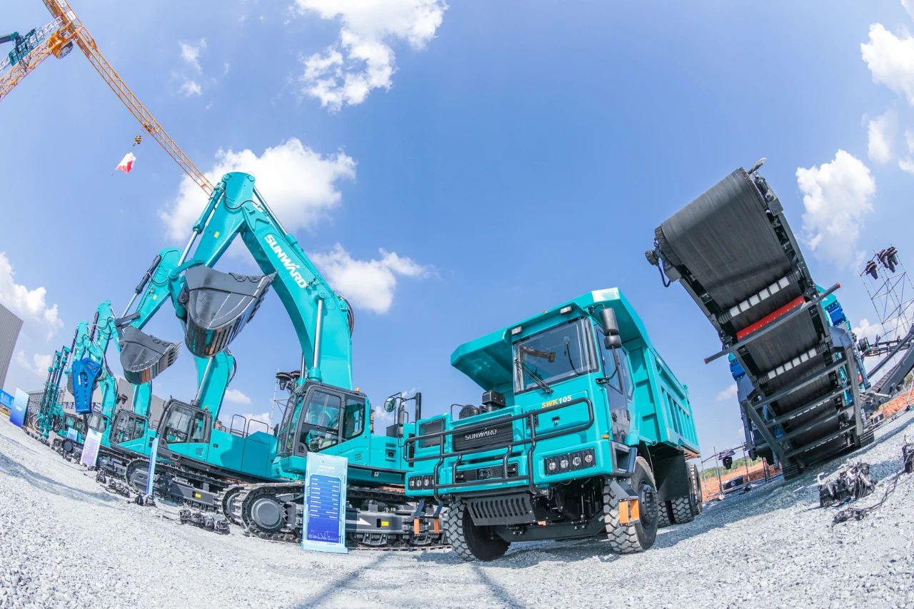 四大成套装备联袂登场！创新成果展示会交出“亮眼答卷”