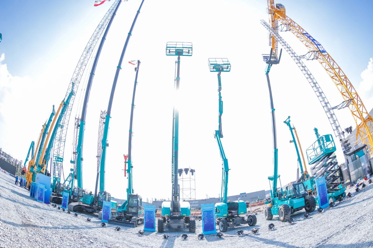 四大成套装备联袂登场！创新成果展示会交出“亮眼答卷”