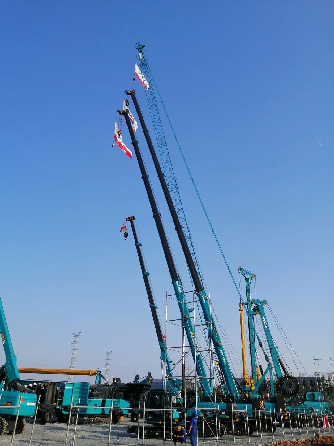 “重”磅出击！起重机械组团“登场”