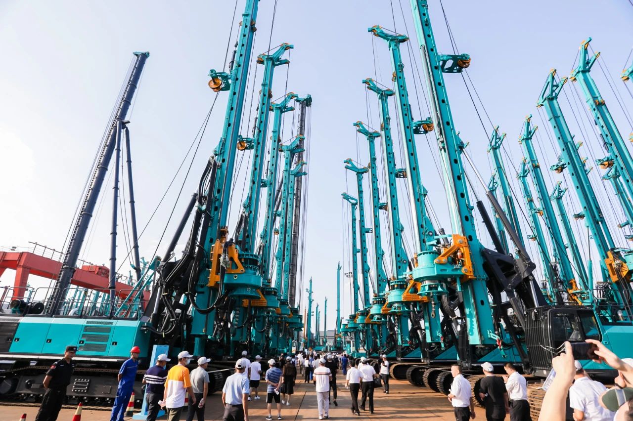 逛展超热闹！成果展示会高能名场面来袭