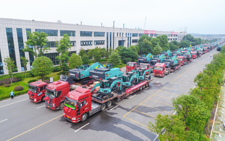 里程碑！出口欧洲第20000台暨大型挖掘机批量交付仪式成功举行