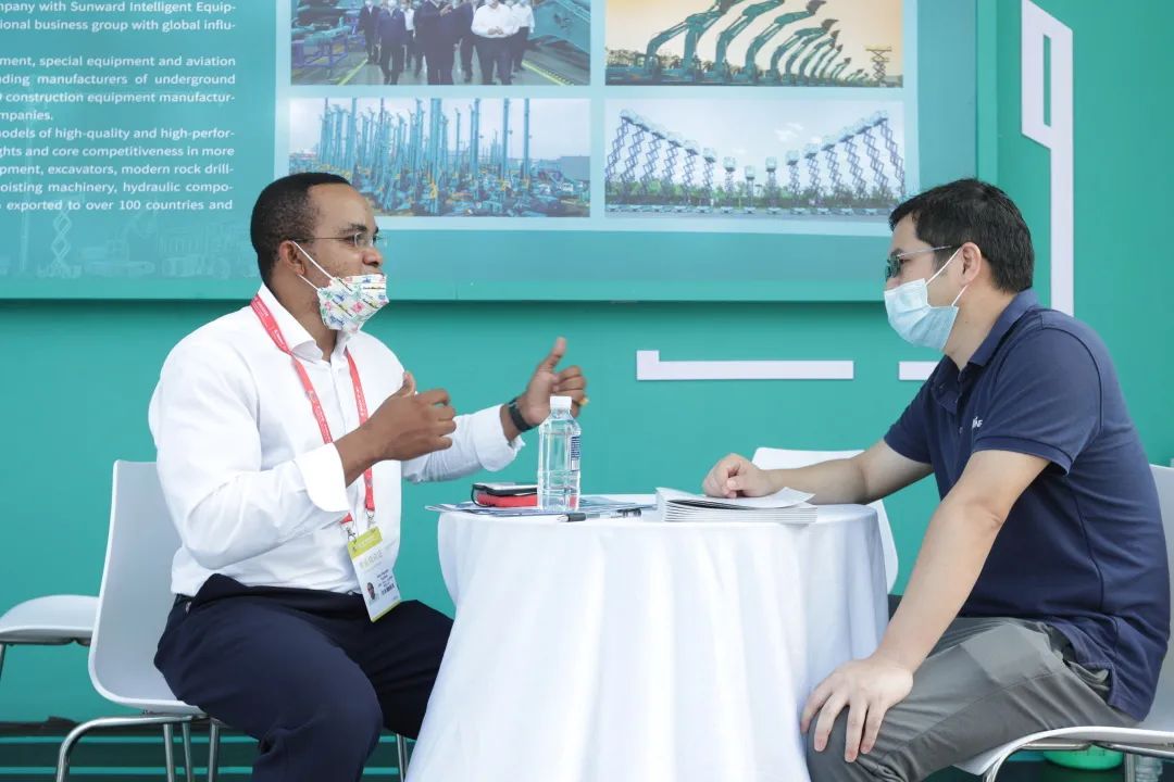 亮相中非经贸博览会！尽展工程机械国产品牌魅力