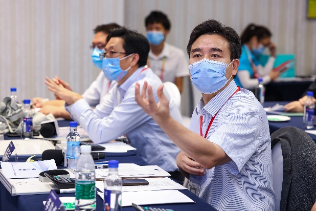 点赞！液压混合动力挖掘机项目荣获这个优秀项目奖→