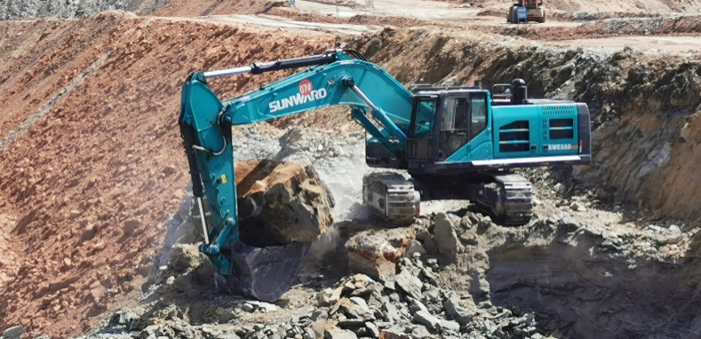 点赞！液压混合动力挖掘机项目荣获这个优秀项目奖→