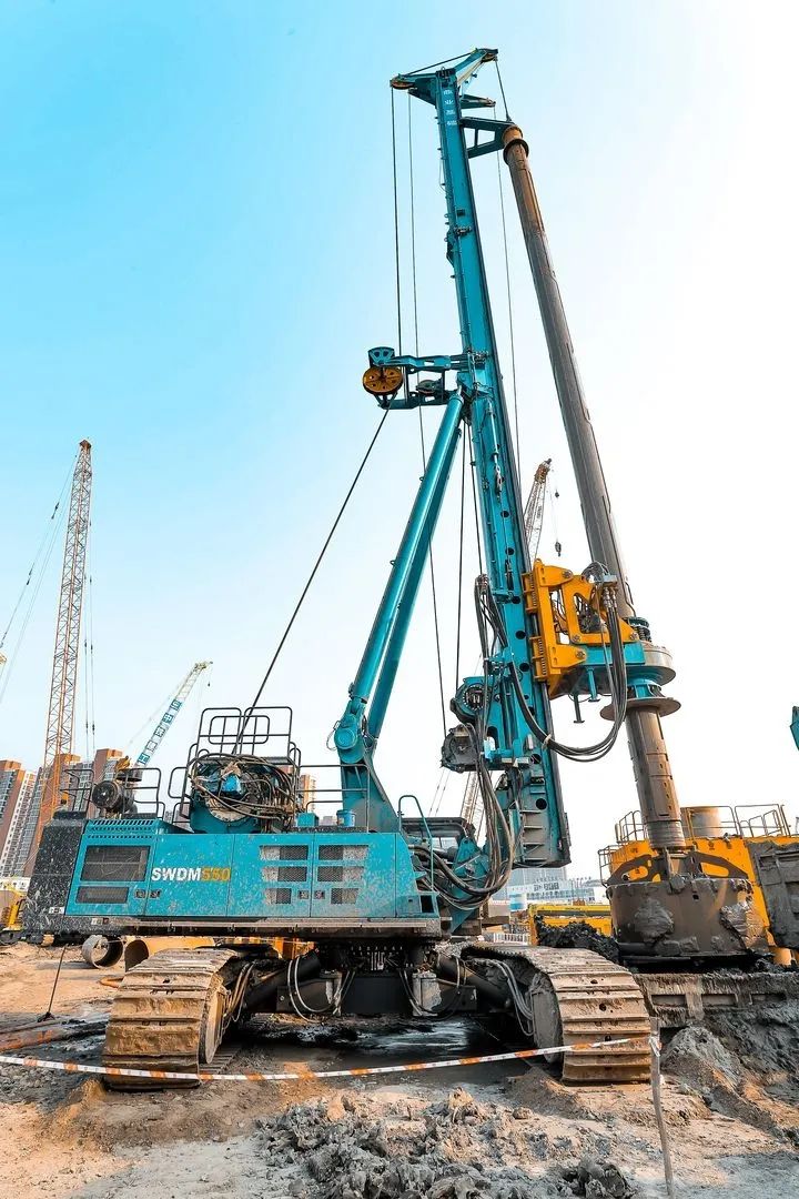 大国重器！超级装备助力北京城市副中心综合交通枢纽站建设