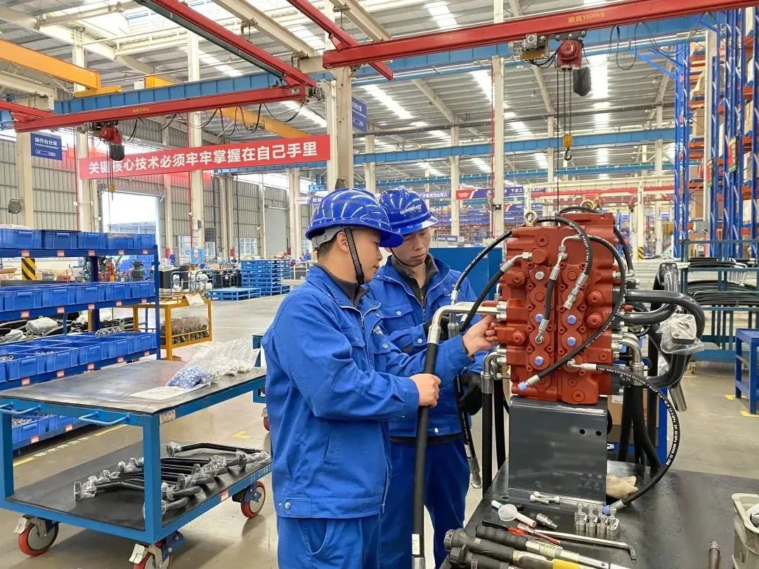 《湖南教育》：探索18年，找到校企合作共赢的答案