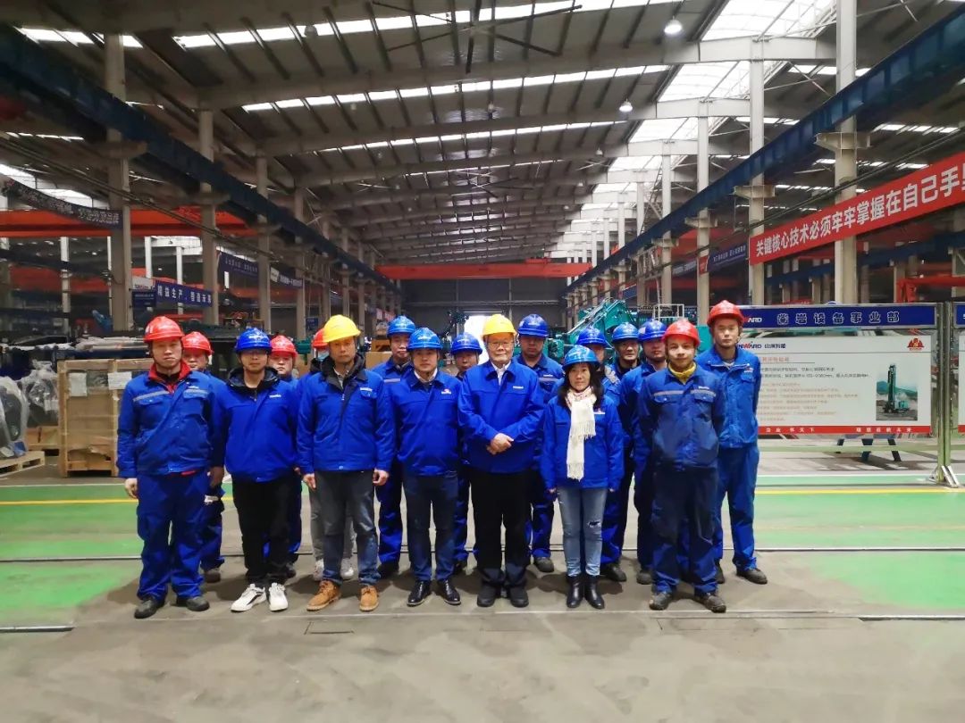 立春首日，凿岩设备率先开工