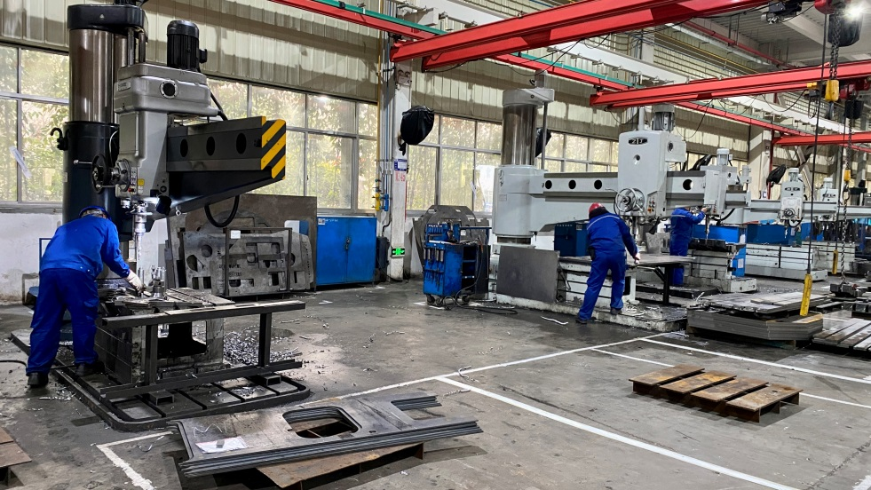 铆足“虎”劲加油干！掀起复工复产热潮