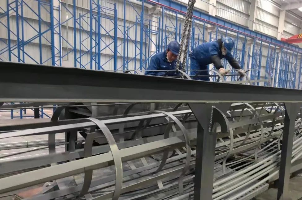 铆足“虎”劲加油干！掀起复工复产热潮