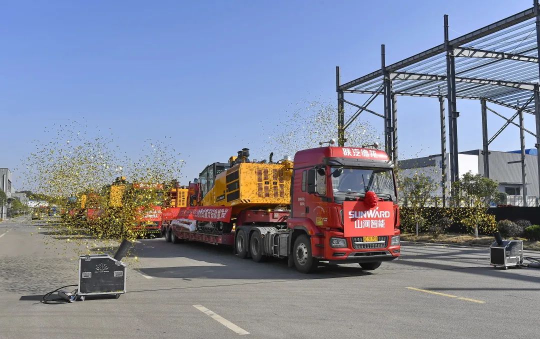 又一款差异化定制产品获认可！SWDH89J内燃式露天钻批量发货