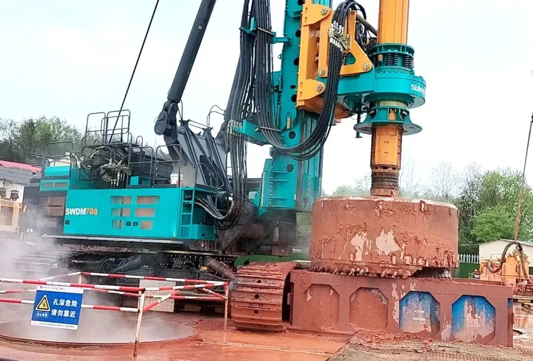 再啃“硬骨头”！“超级桩备”助建燕矶长江大桥