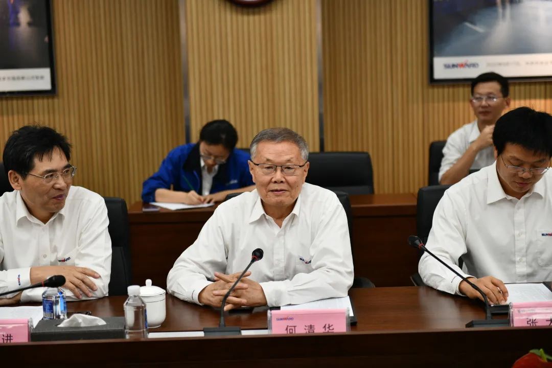 中南大学副校长郭学益率科学研究部一行调研