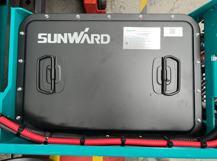 与“锂”相约，助力“双碳”！全系列锂电剪叉式高空作业平台全面进军市场