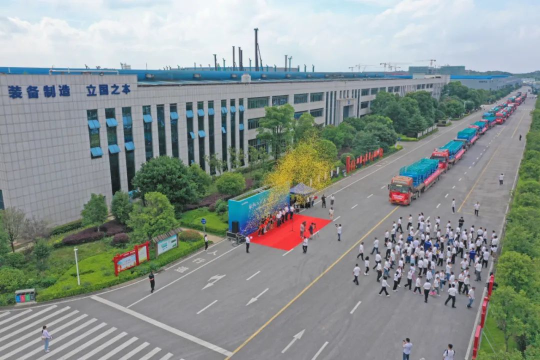 献礼二十大，再攀新高地！高空机械设备再迎批量发货