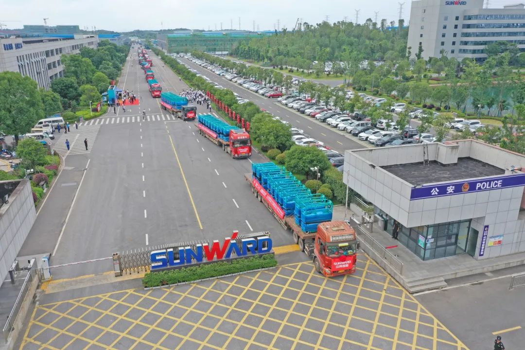 献礼二十大，再攀新高地！高空机械设备再迎批量发货